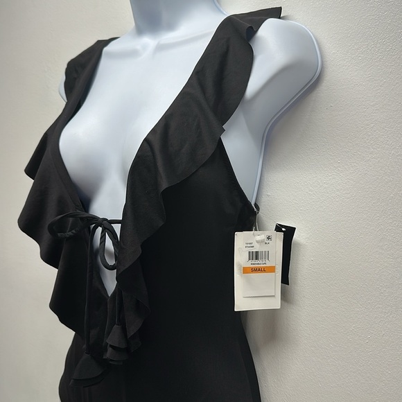 Becca Socialite Swimsuit One Piece V-Neck Ruffled Plunging Black New Size Small - Picture 5 of 12